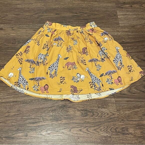 ModCloth Mini Skater Safari Animal Skirt Mustard Yellow White Black Pink Size M - Picture 2 of 13